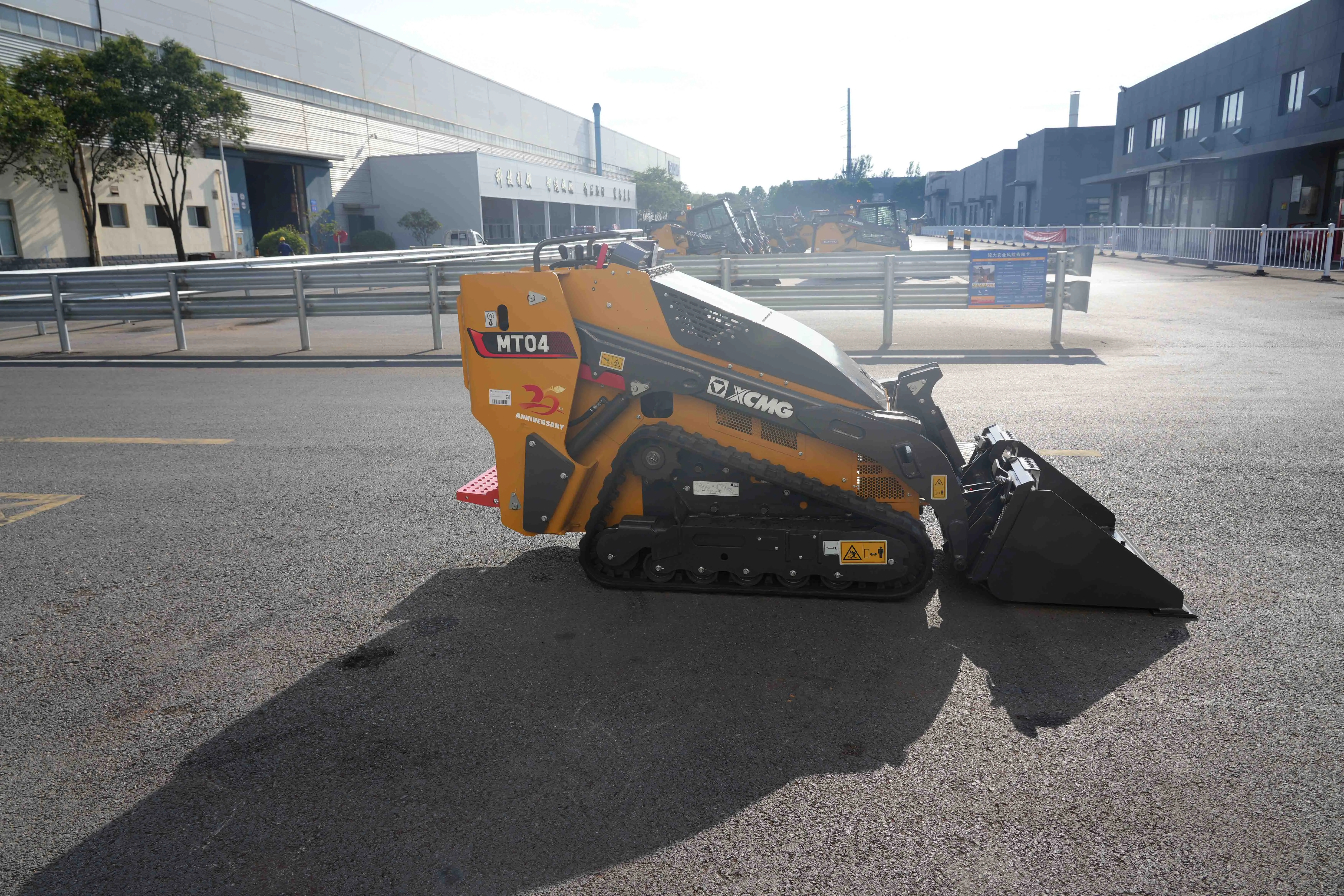 XCMG skid steer loader MT04 mini loader skid steer Price For Sale